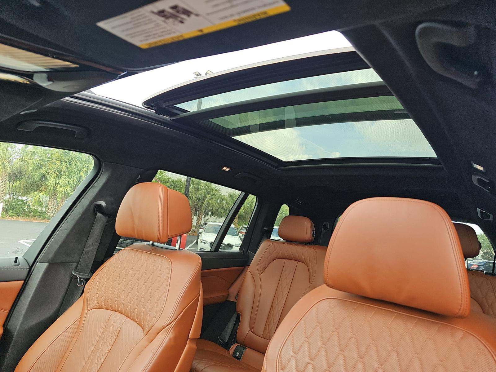 2024 BMW X7 M60i AWD