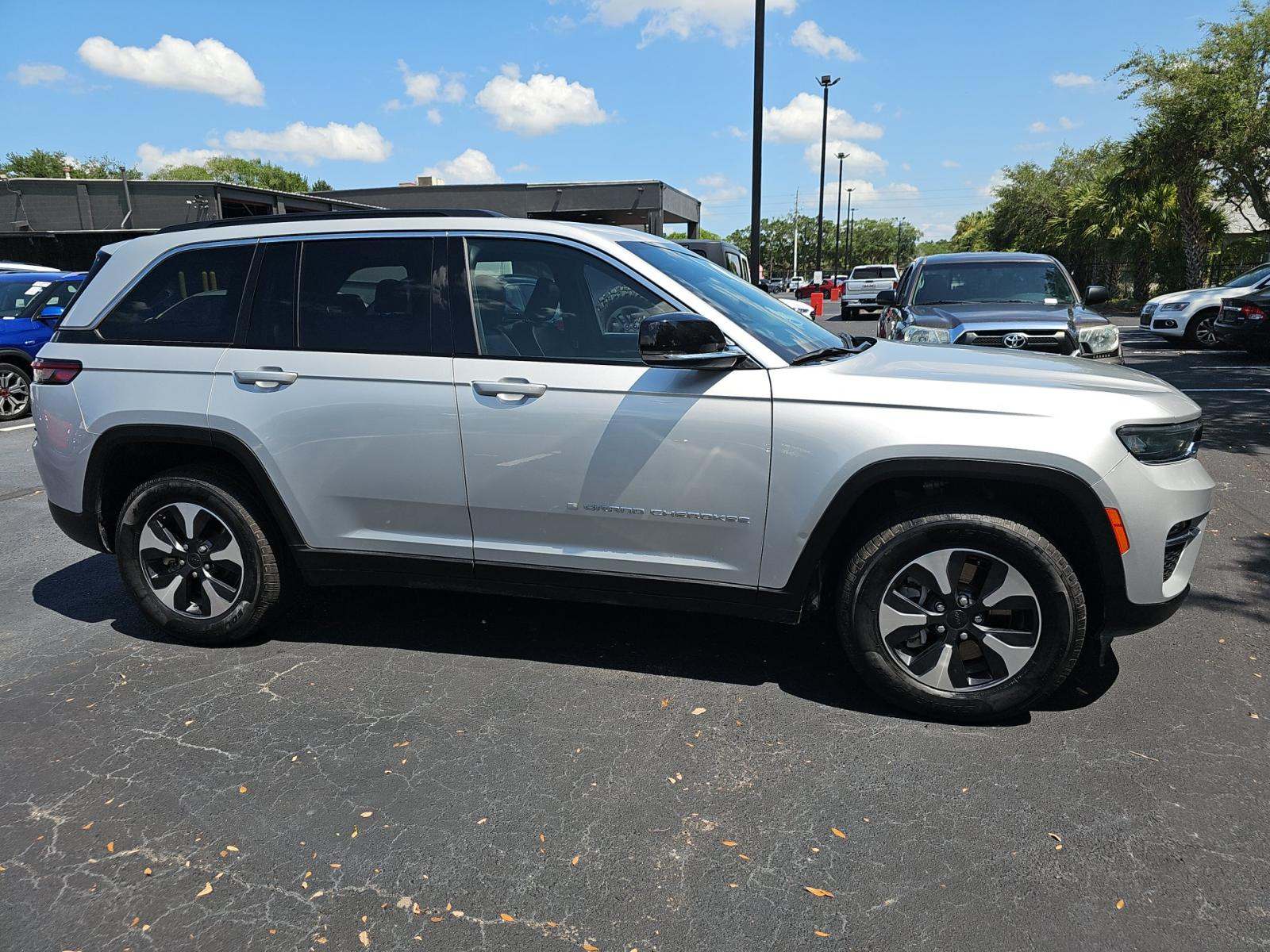 2024 Jeep Grand Cherokee 4xe AWD