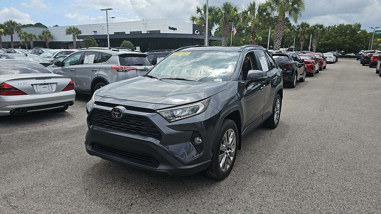 2019 Toyota RAV4 XLE Premium FWD