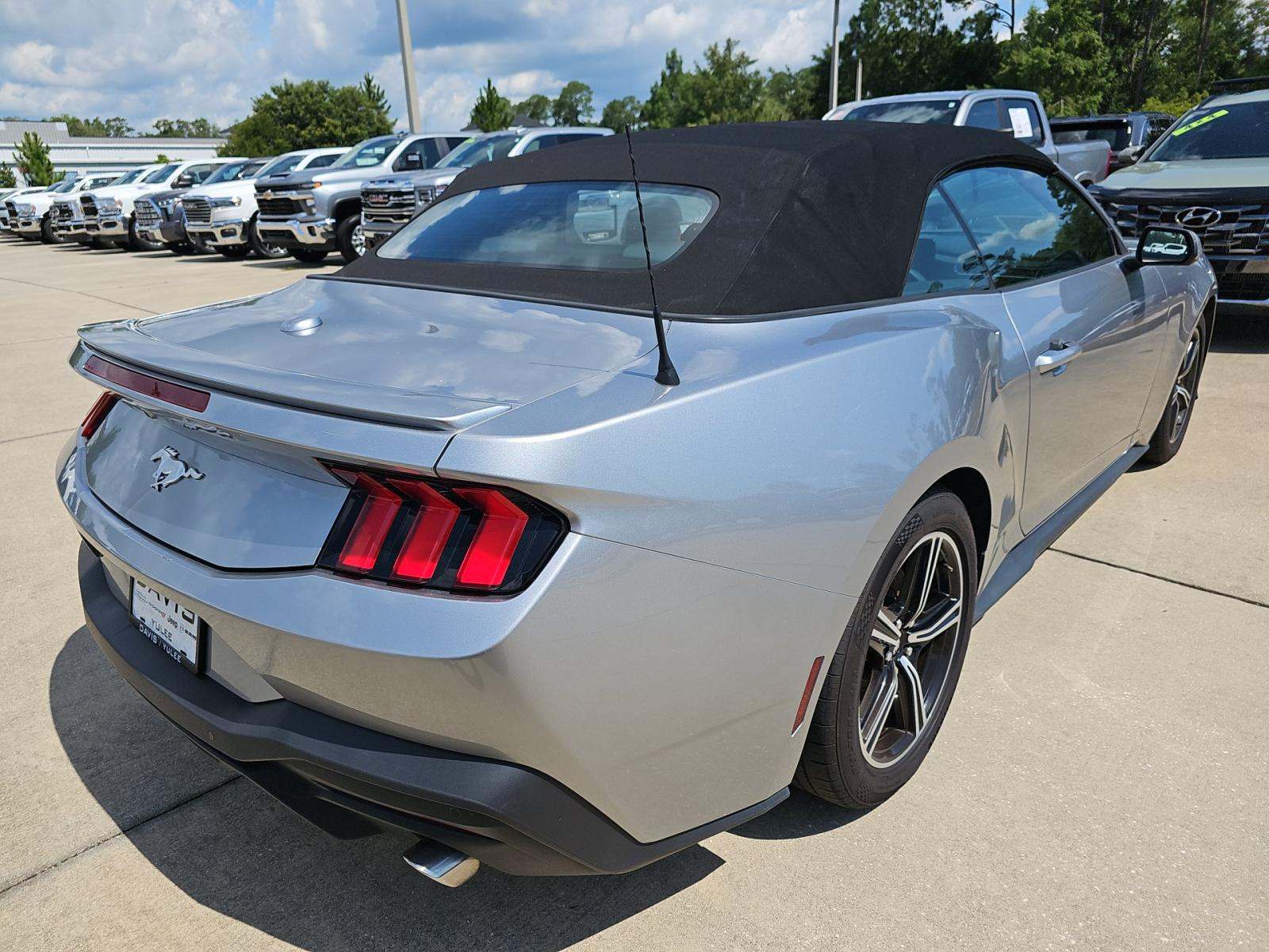 2024 Ford Mustang EcoBoost Premium RWD