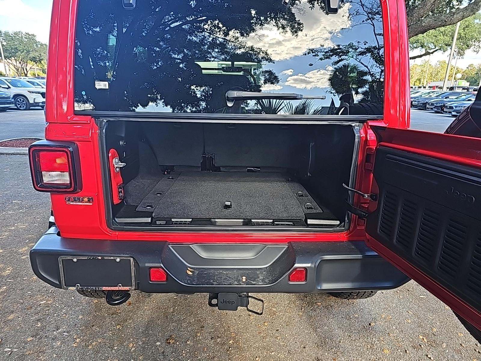 2022 Jeep Wrangler Unlimited Sahara AWD