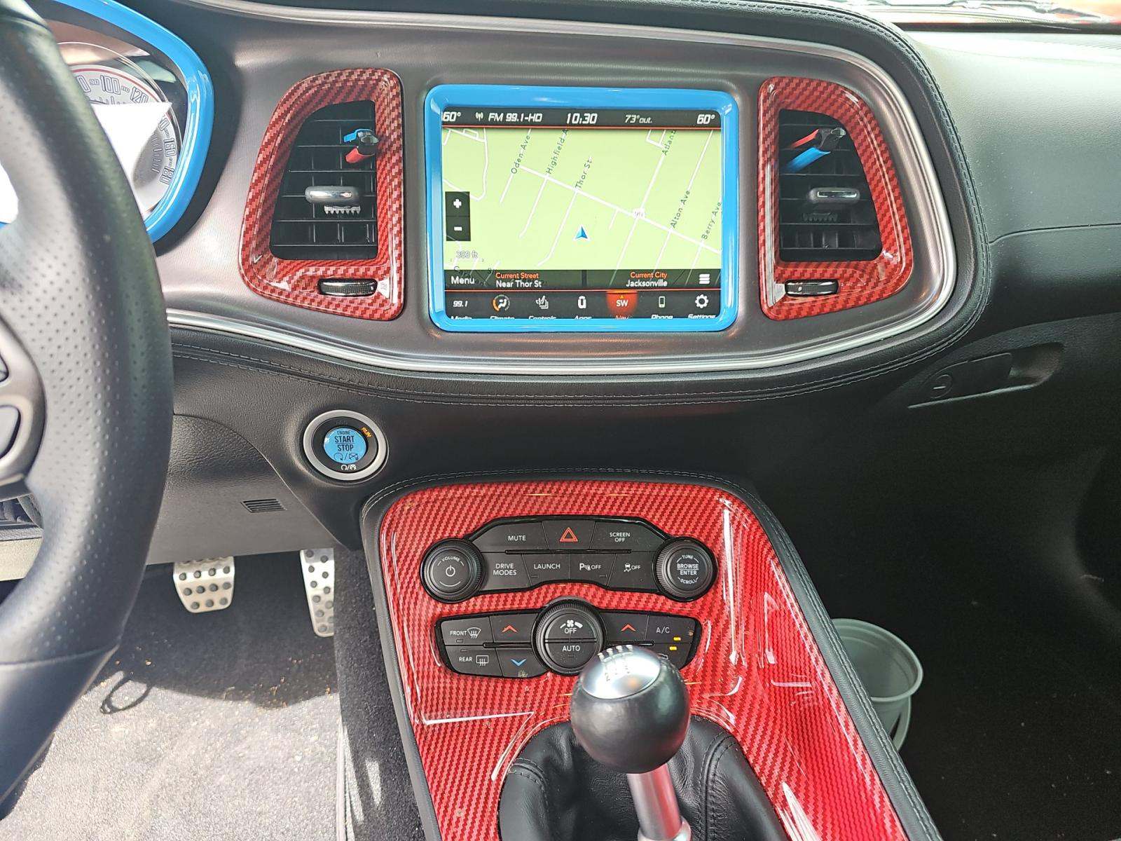 DODGE CHALLENGER - 10