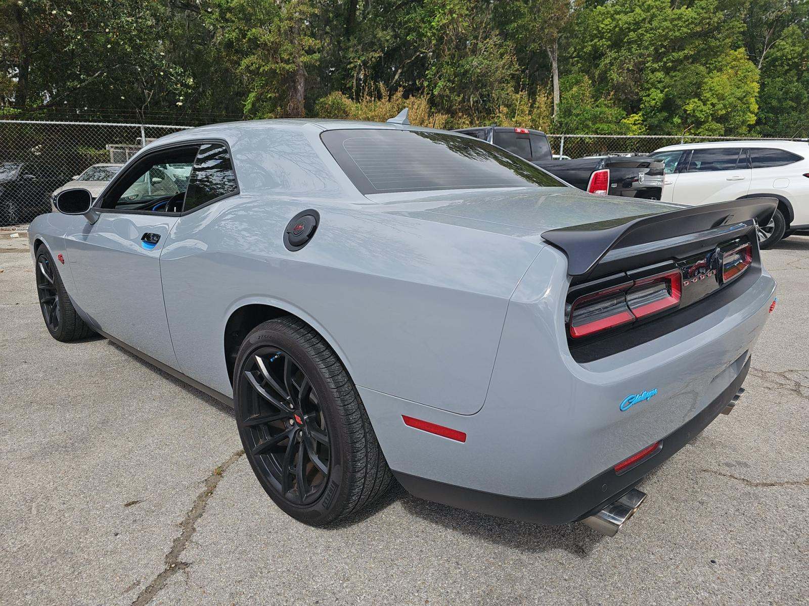 DODGE CHALLENGER - 2