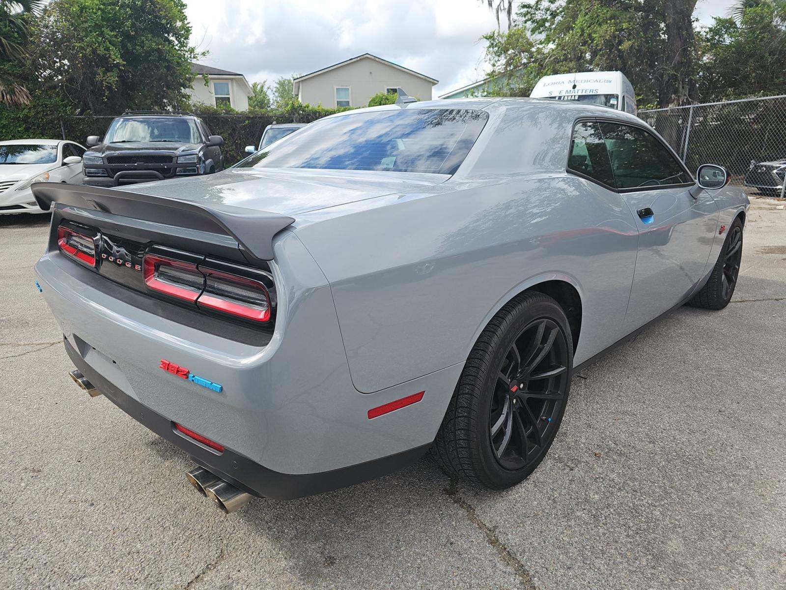 DODGE CHALLENGER - 3