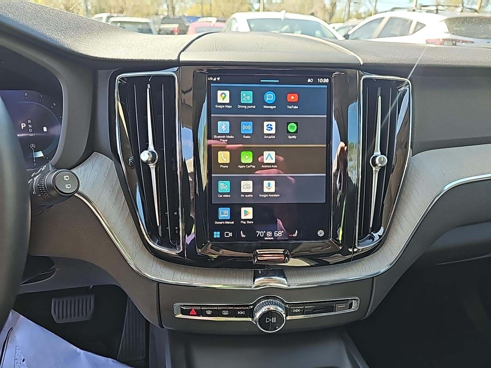 2025 Volvo XC60 B5 Plus AWD