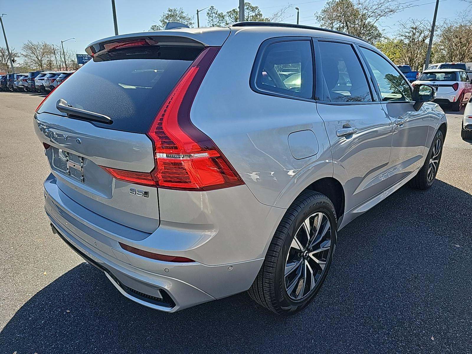 2025 Volvo XC60 B5 Plus AWD