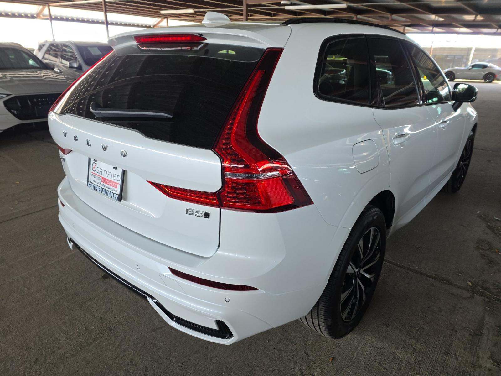 2025 Volvo XC60 B5 Core AWD