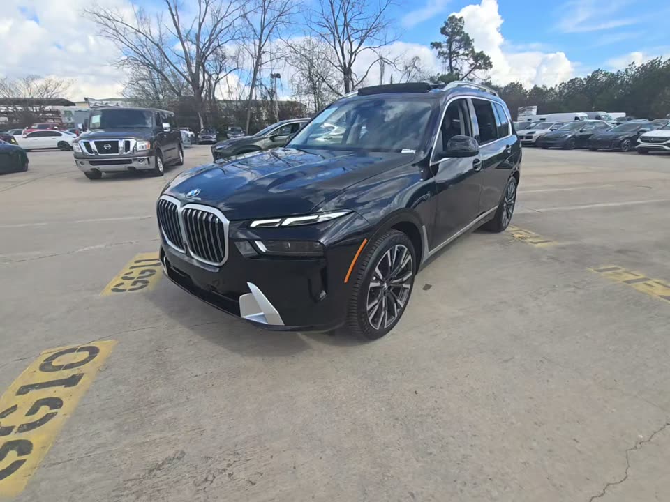 2025 BMW X7 xDrive40i AWD
