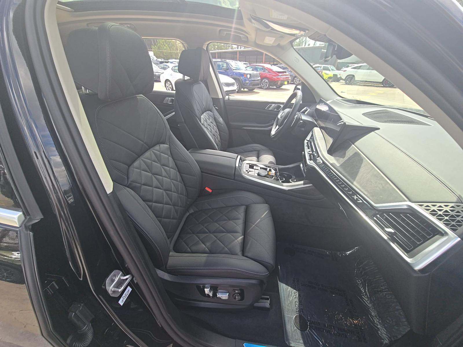 2025 BMW X7 xDrive40i AWD