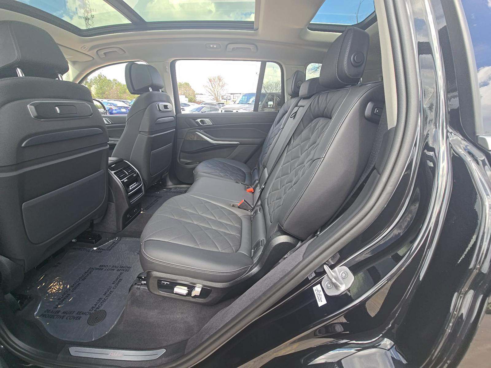 2025 BMW X7 xDrive40i AWD