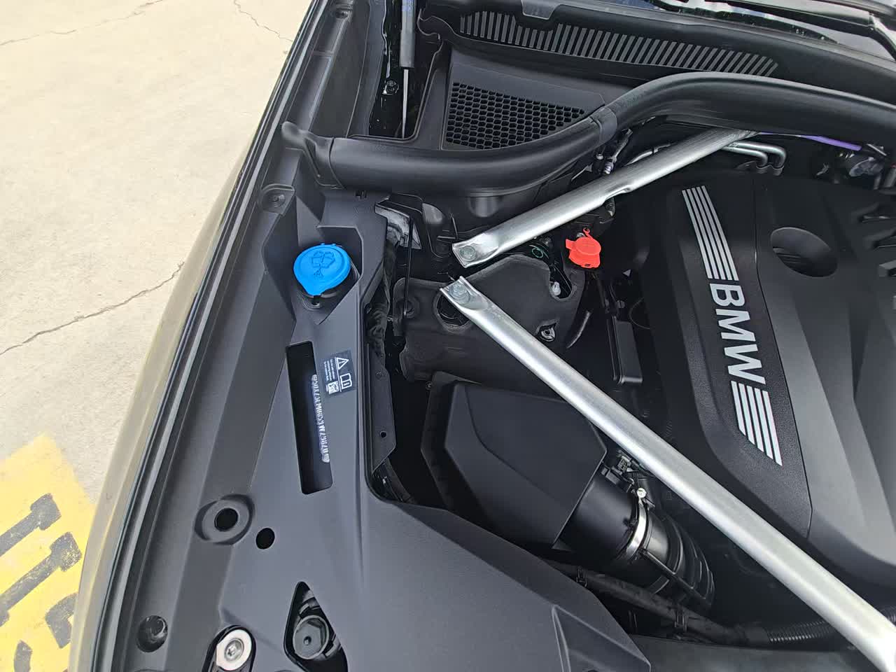 2025 BMW X7 xDrive40i AWD