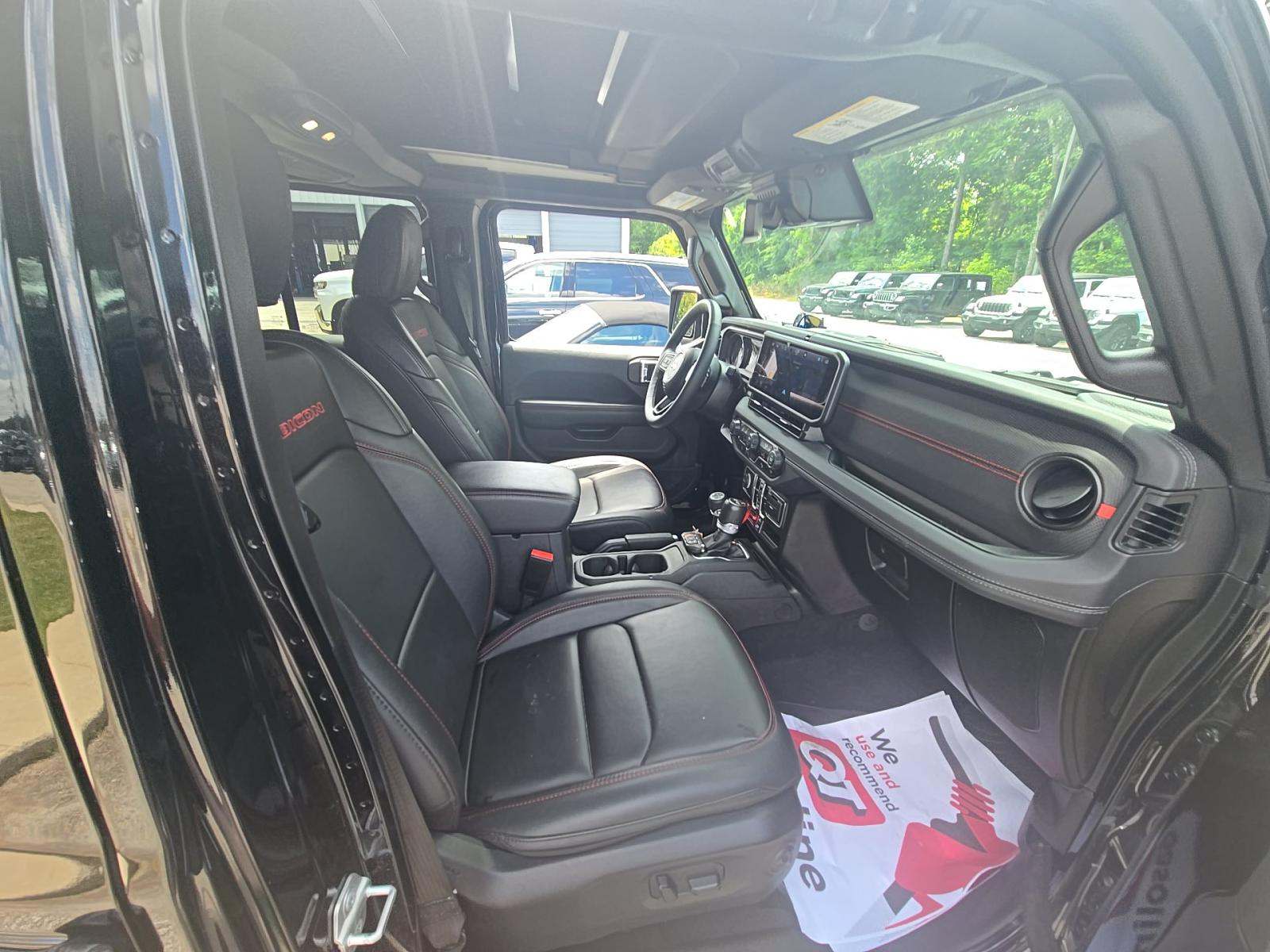2025 Jeep Wrangler Rubicon X AWD