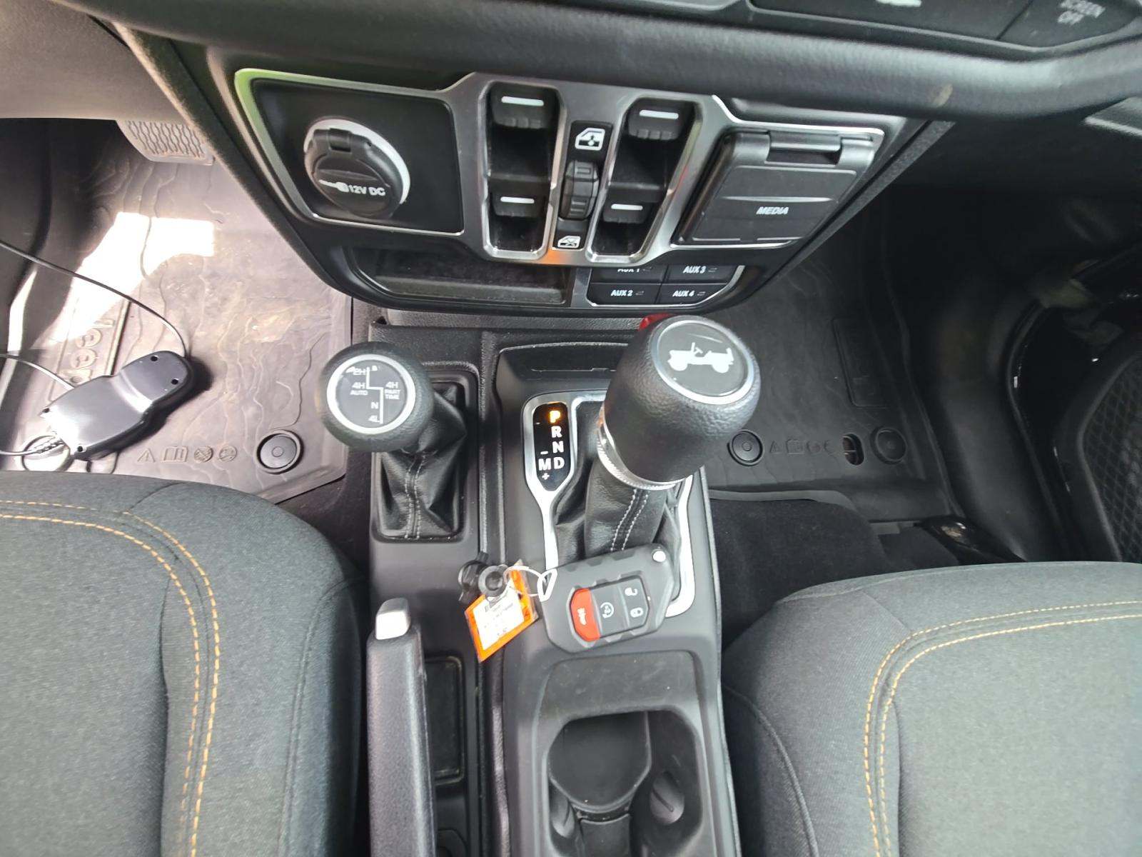 JEEP 4XE BACKCOUNTRY - 4