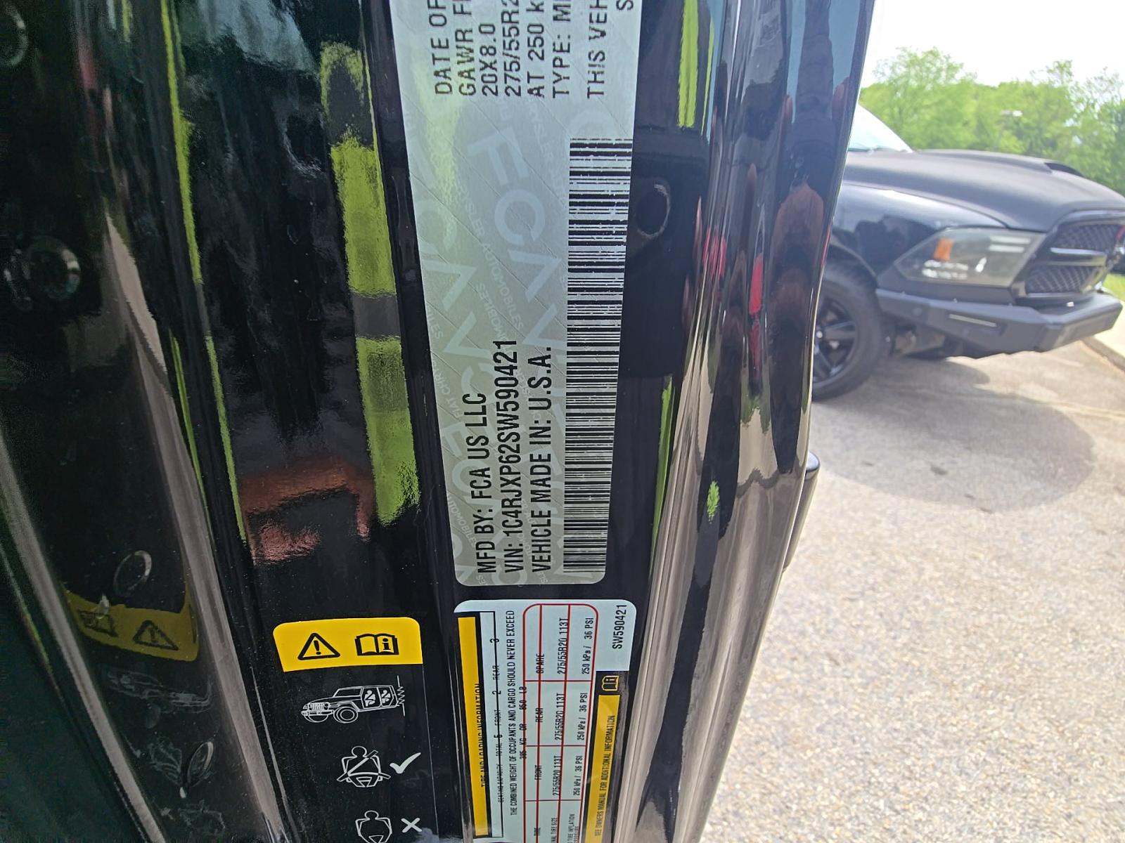 JEEP 4XE BACKCOUNTRY - 1