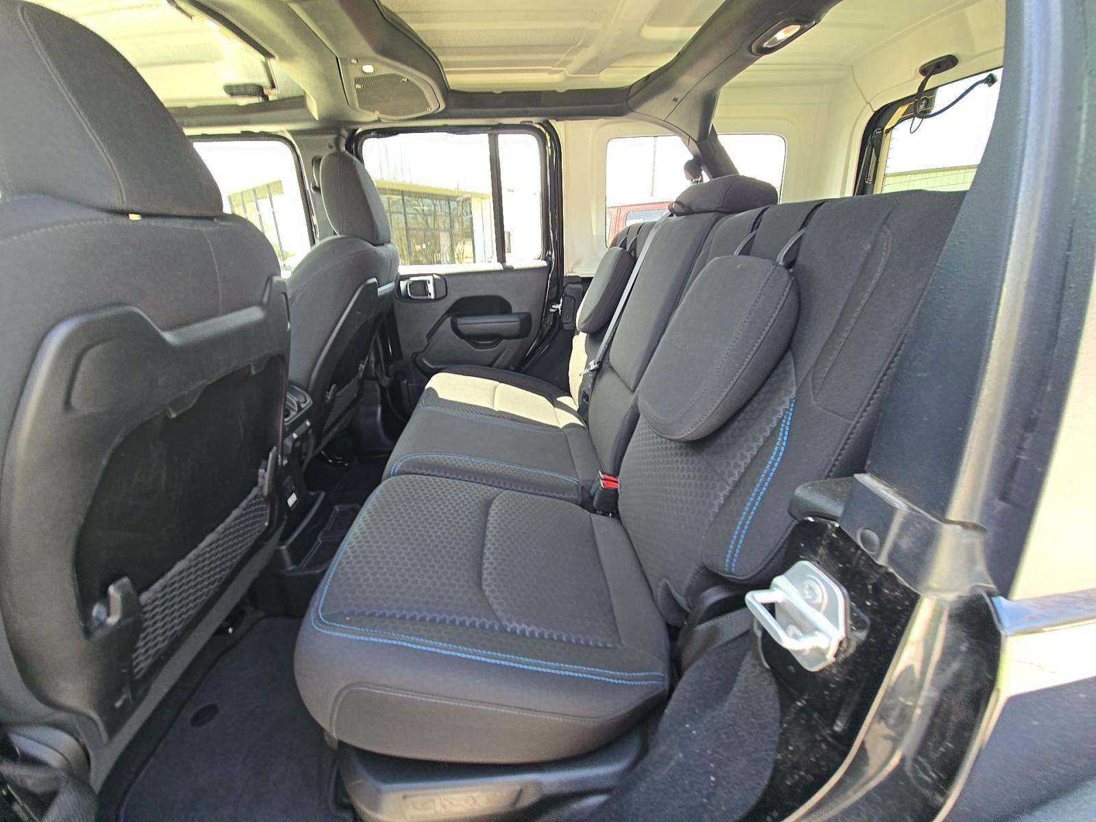 JEEP 4XE RUBICON - 9