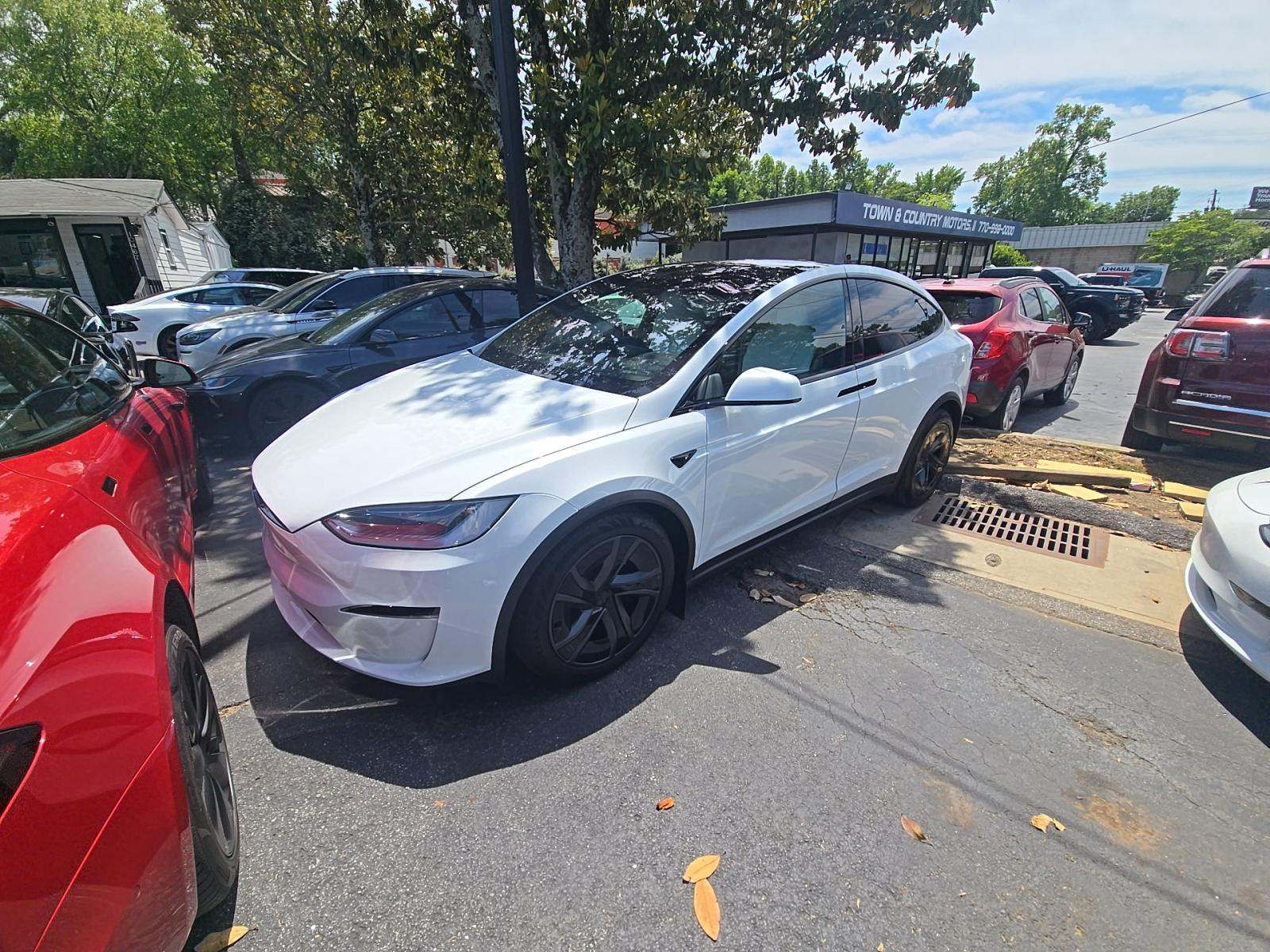 TESLA MODEL X - 1