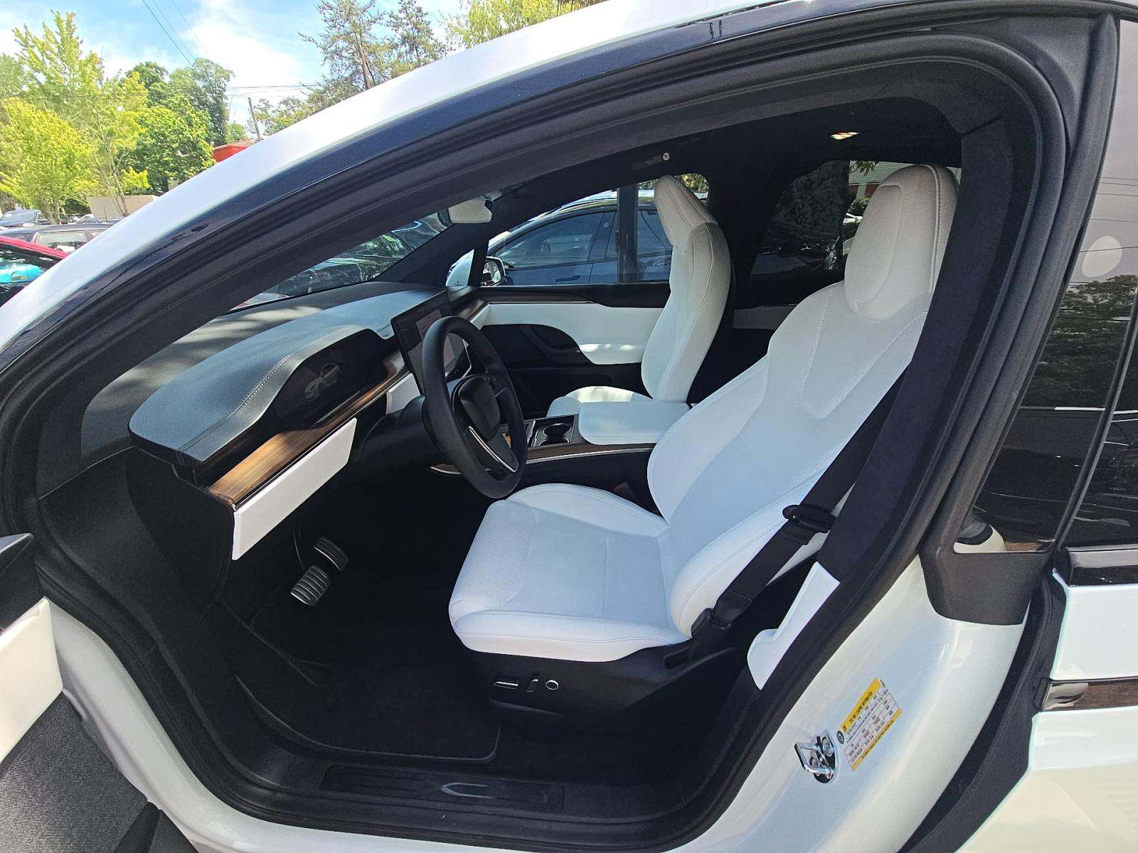 TESLA MODEL X - 6
