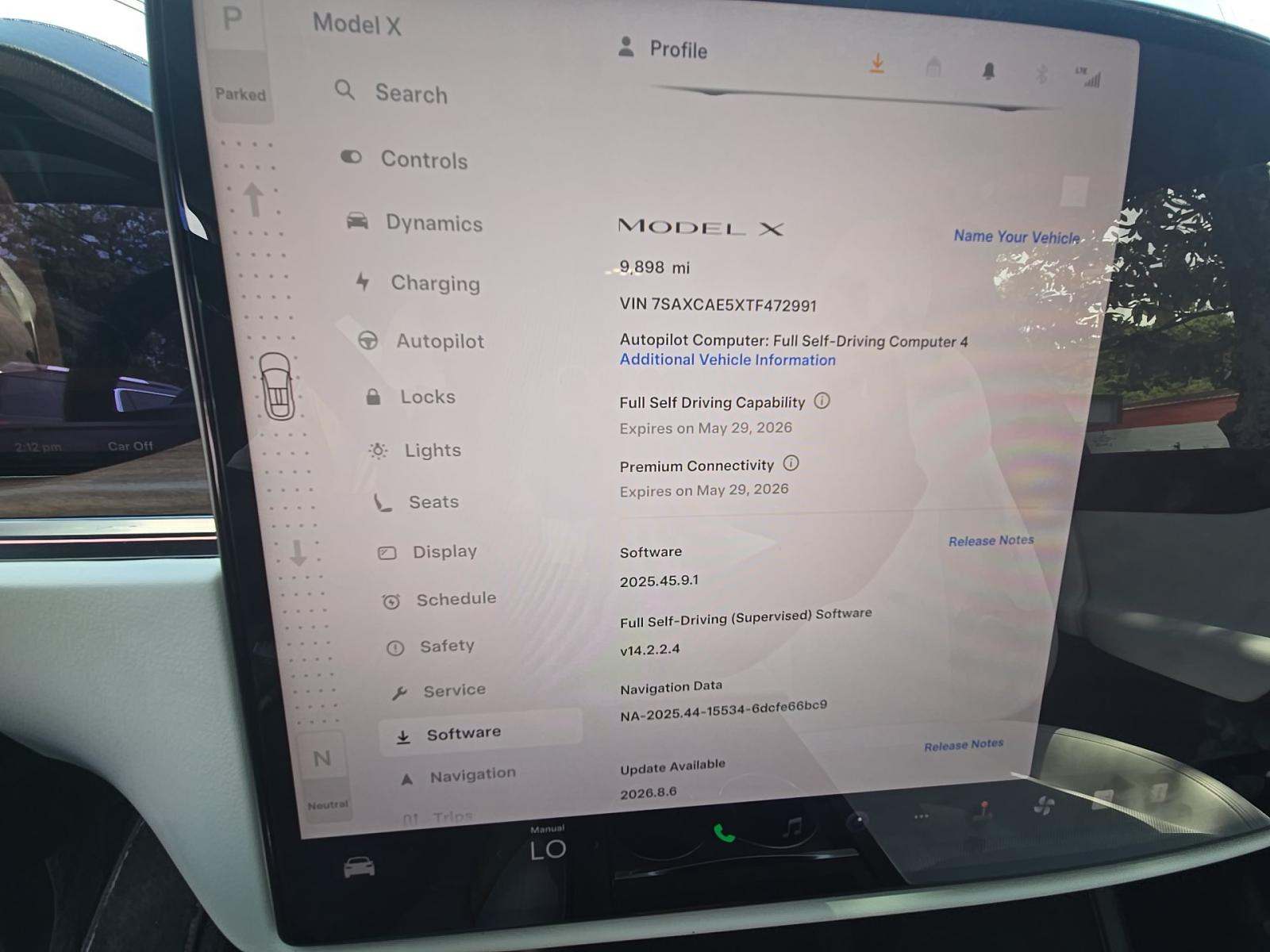 TESLA MODEL X - 9