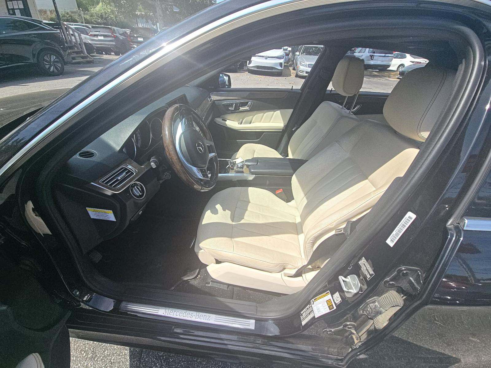 MERCEDES-BENZ E-CLASS - 2