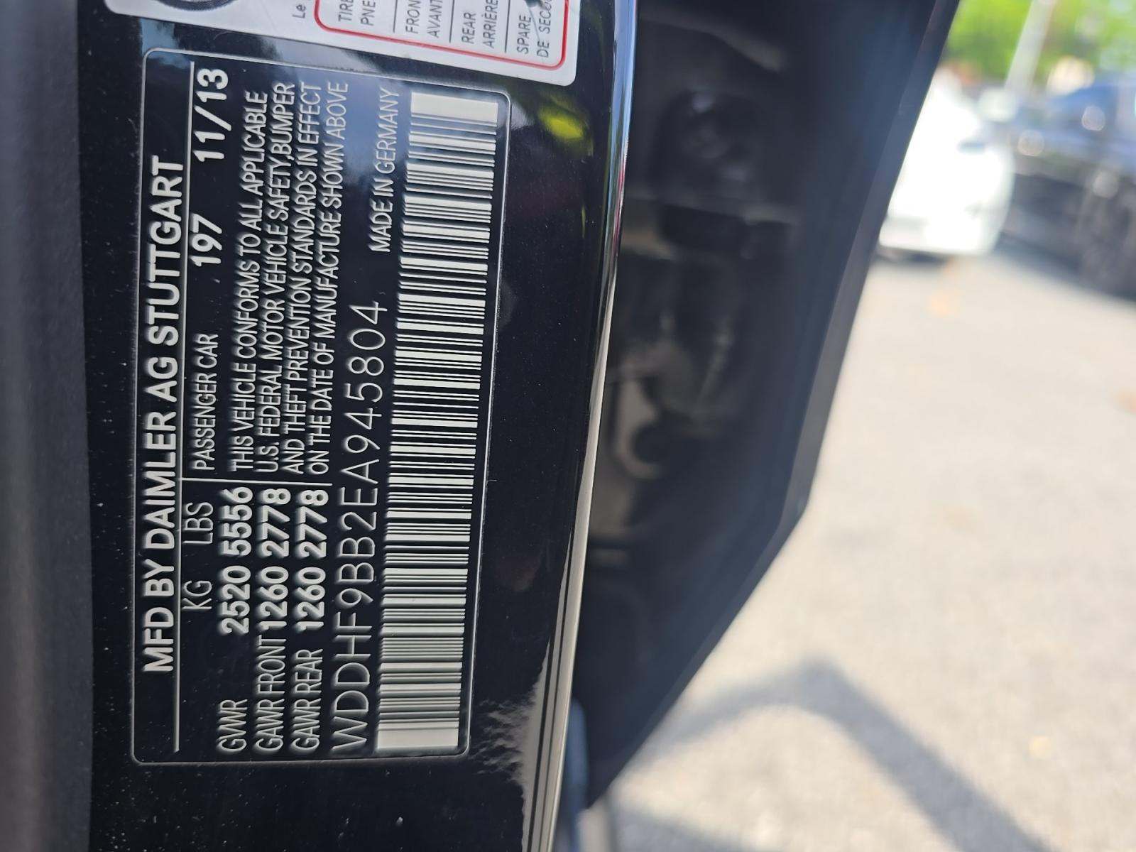 MERCEDES-BENZ E-CLASS - 1