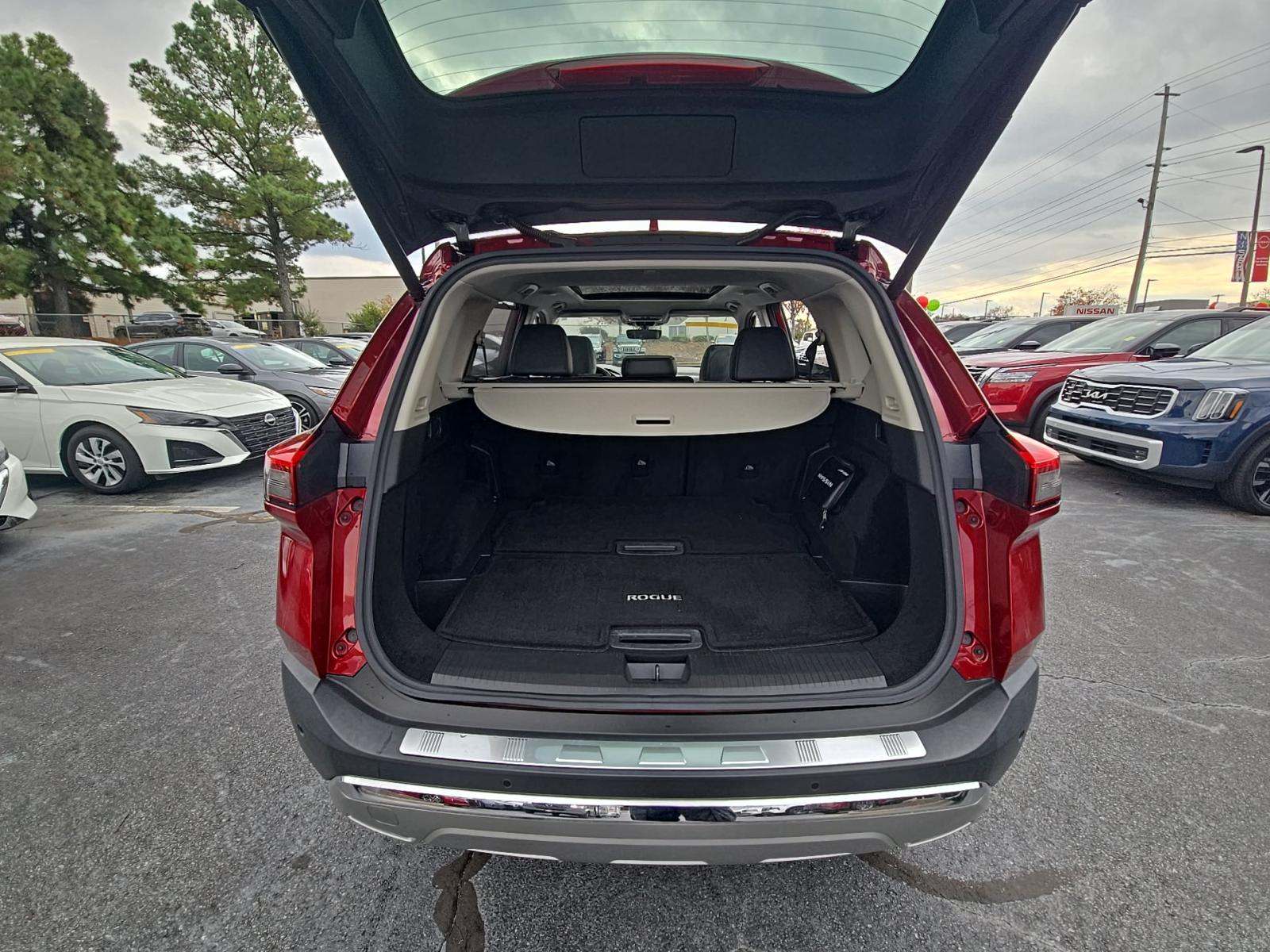 2022 Nissan Rogue Platinum AWD