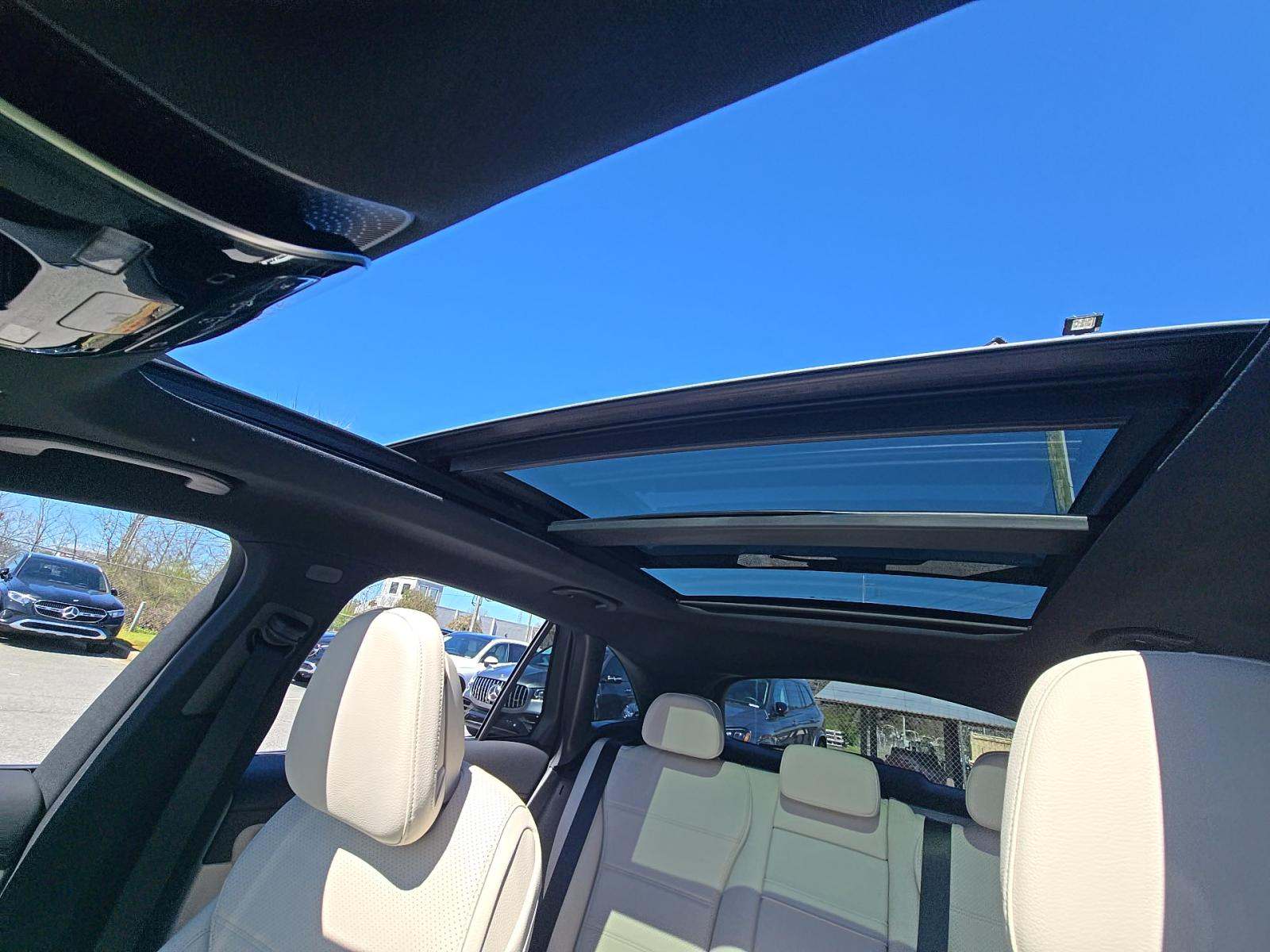 MERCEDES-BENZ GLC - 7