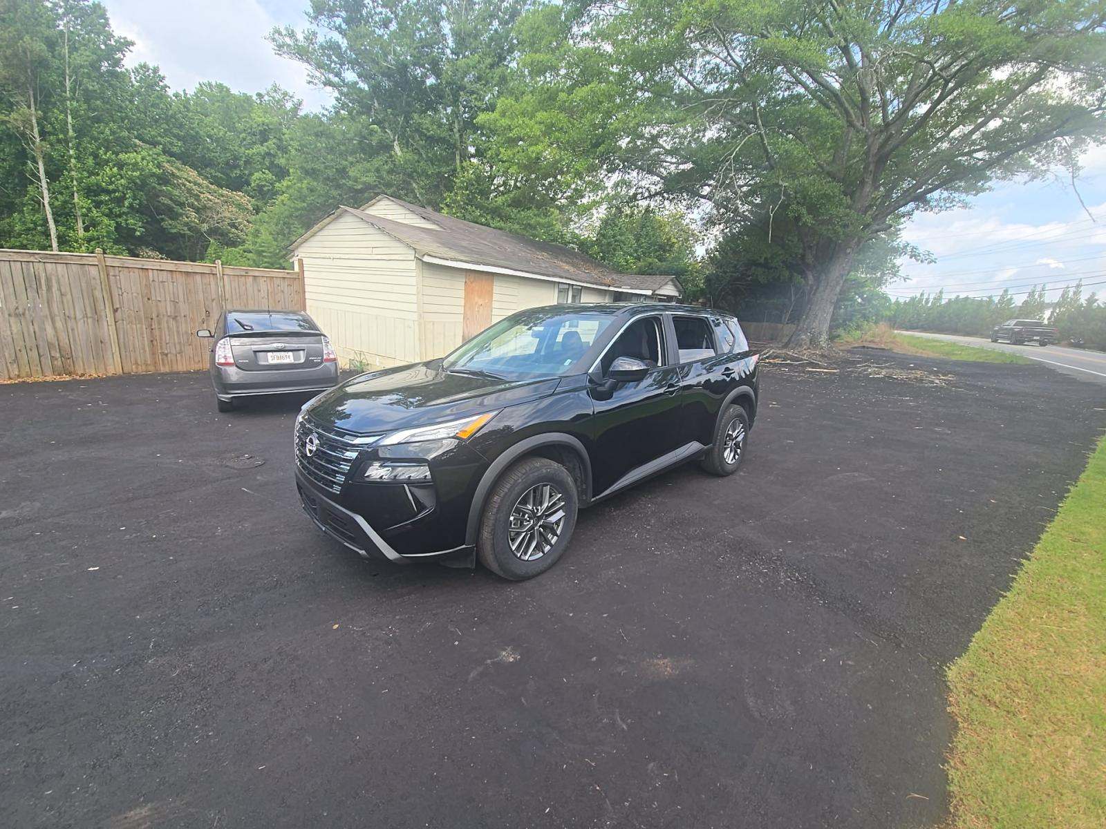 2026 Nissan Rogue SV AWD