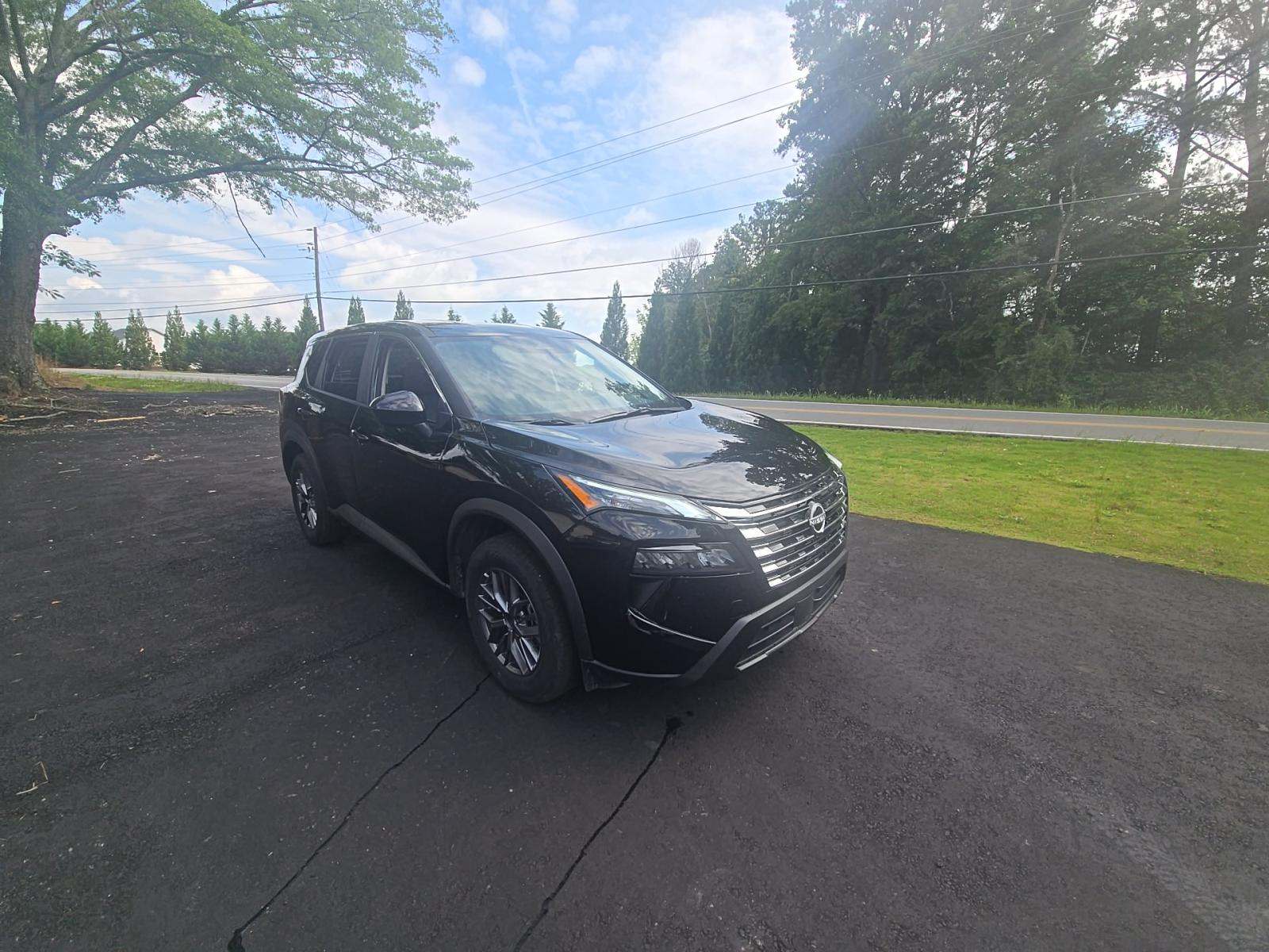 2026 Nissan Rogue SV AWD