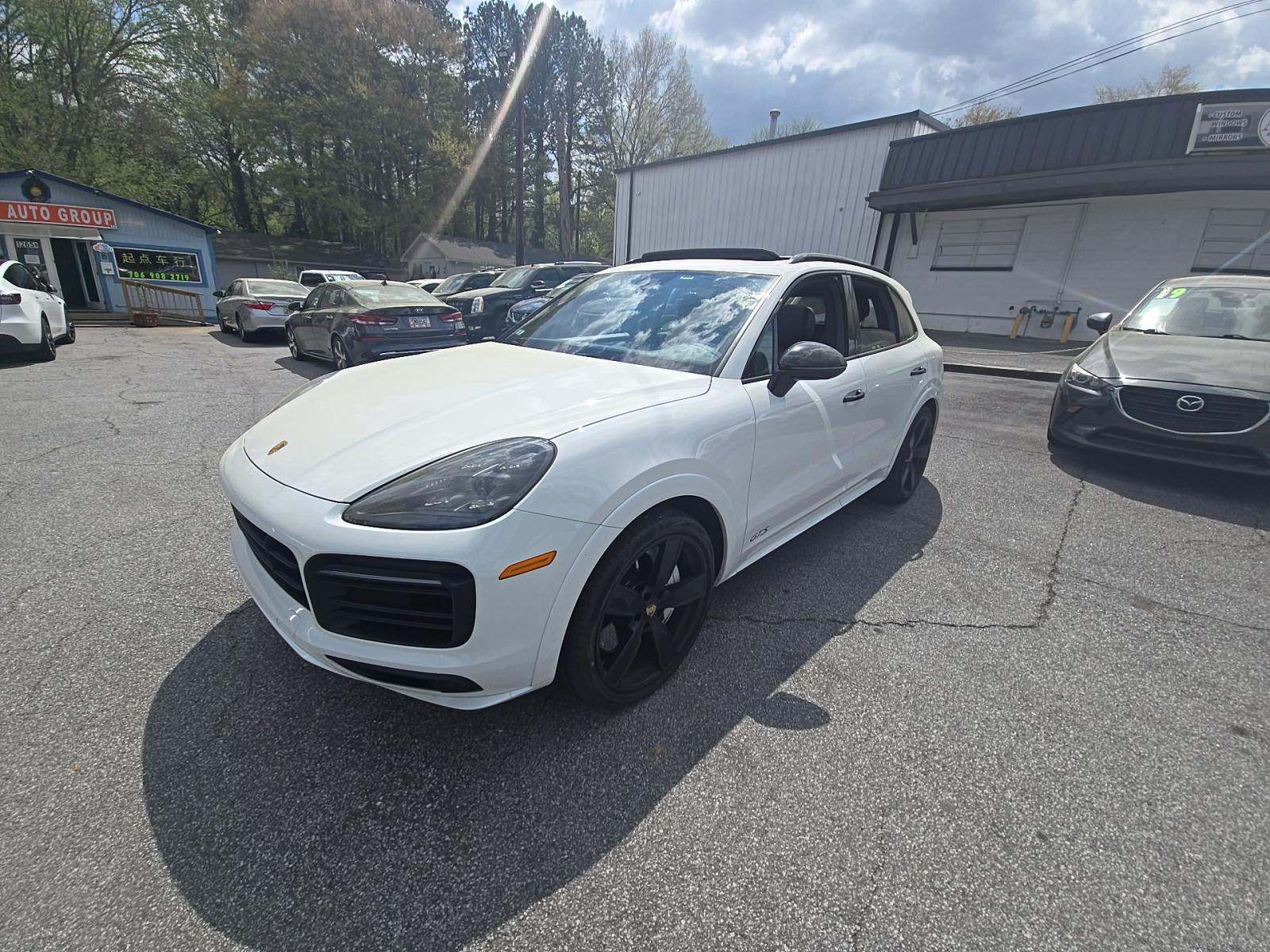 PORSCHE CAYENNE - 1