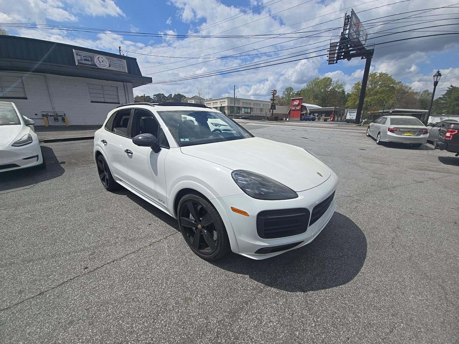 PORSCHE CAYENNE - 4