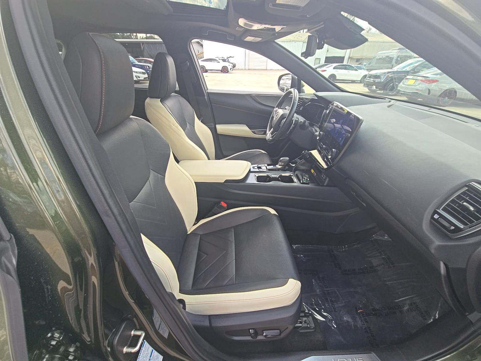 2023 Lexus NX NX 450h Luxury AWD