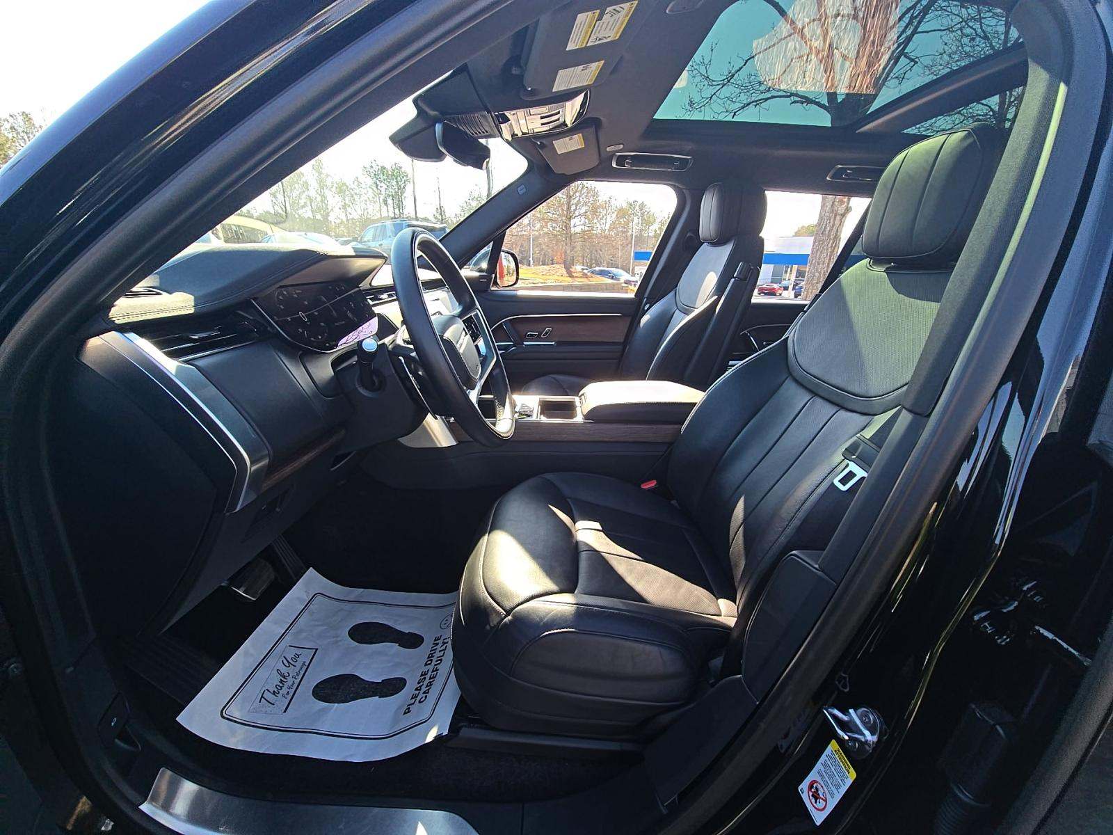 2024 Land Rover Range Rover SE AWD