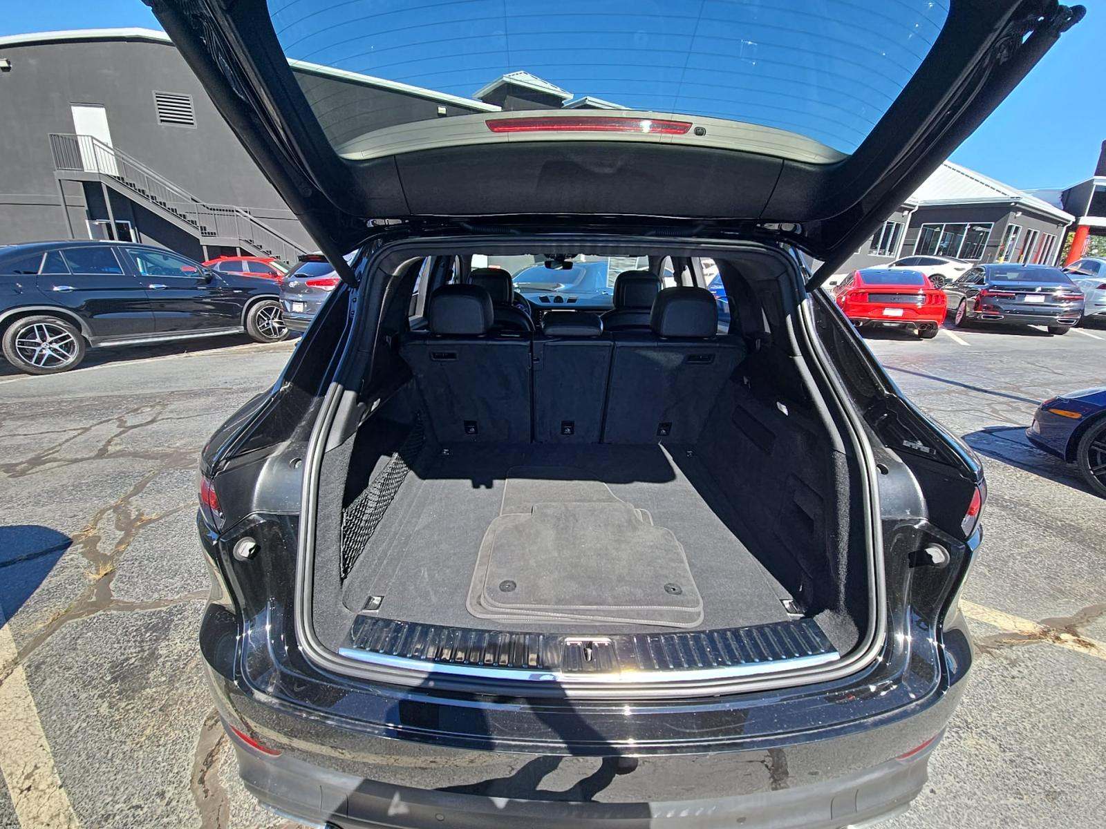 2022 Porsche Cayenne Base AWD