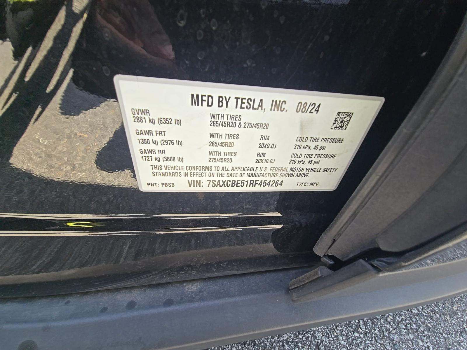 TESLA MODEL X - 5