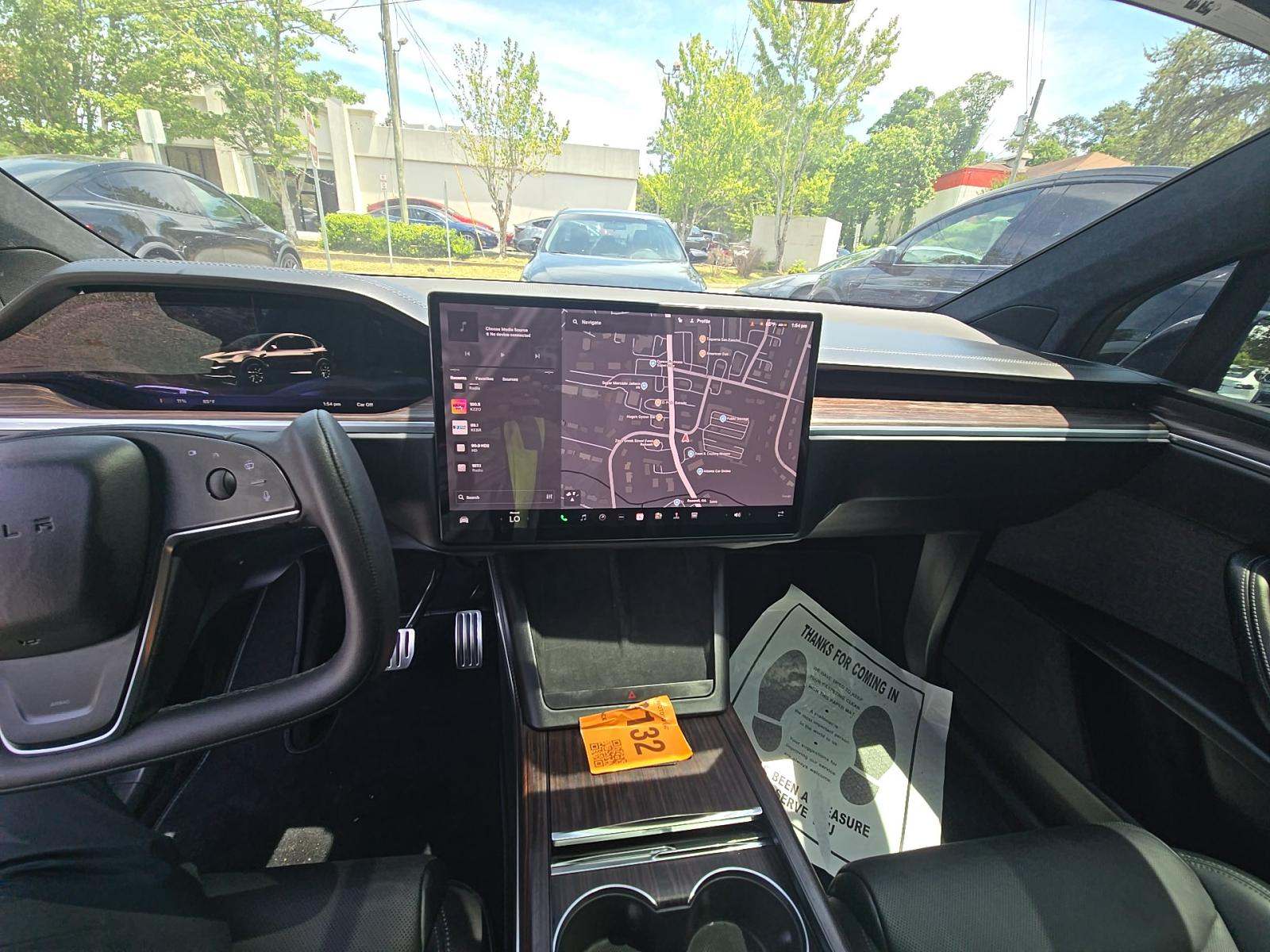 TESLA MODEL X - 10