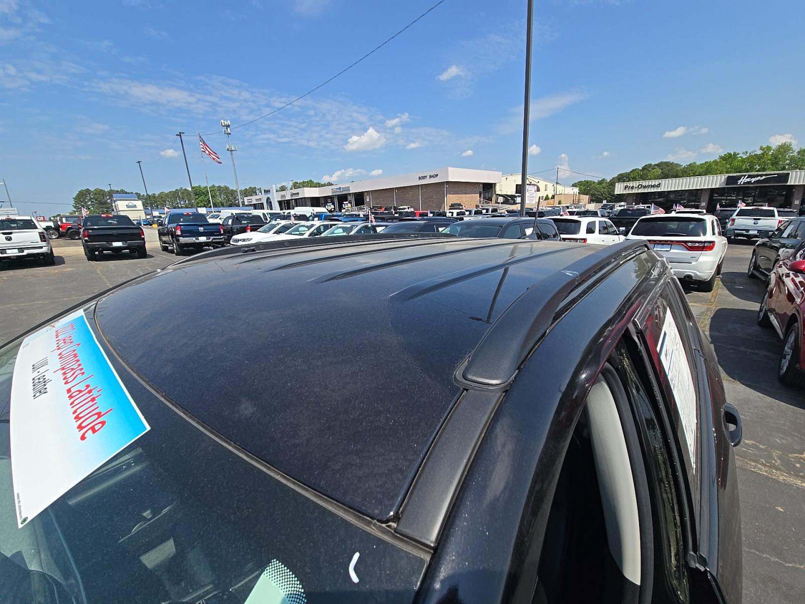 JEEP LATITUDE LUX - 8