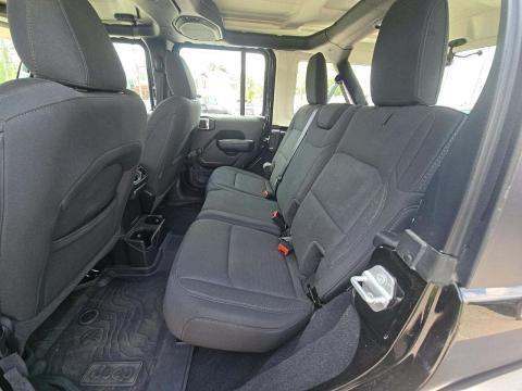 JEEP UNLIMITED SPORT - 9