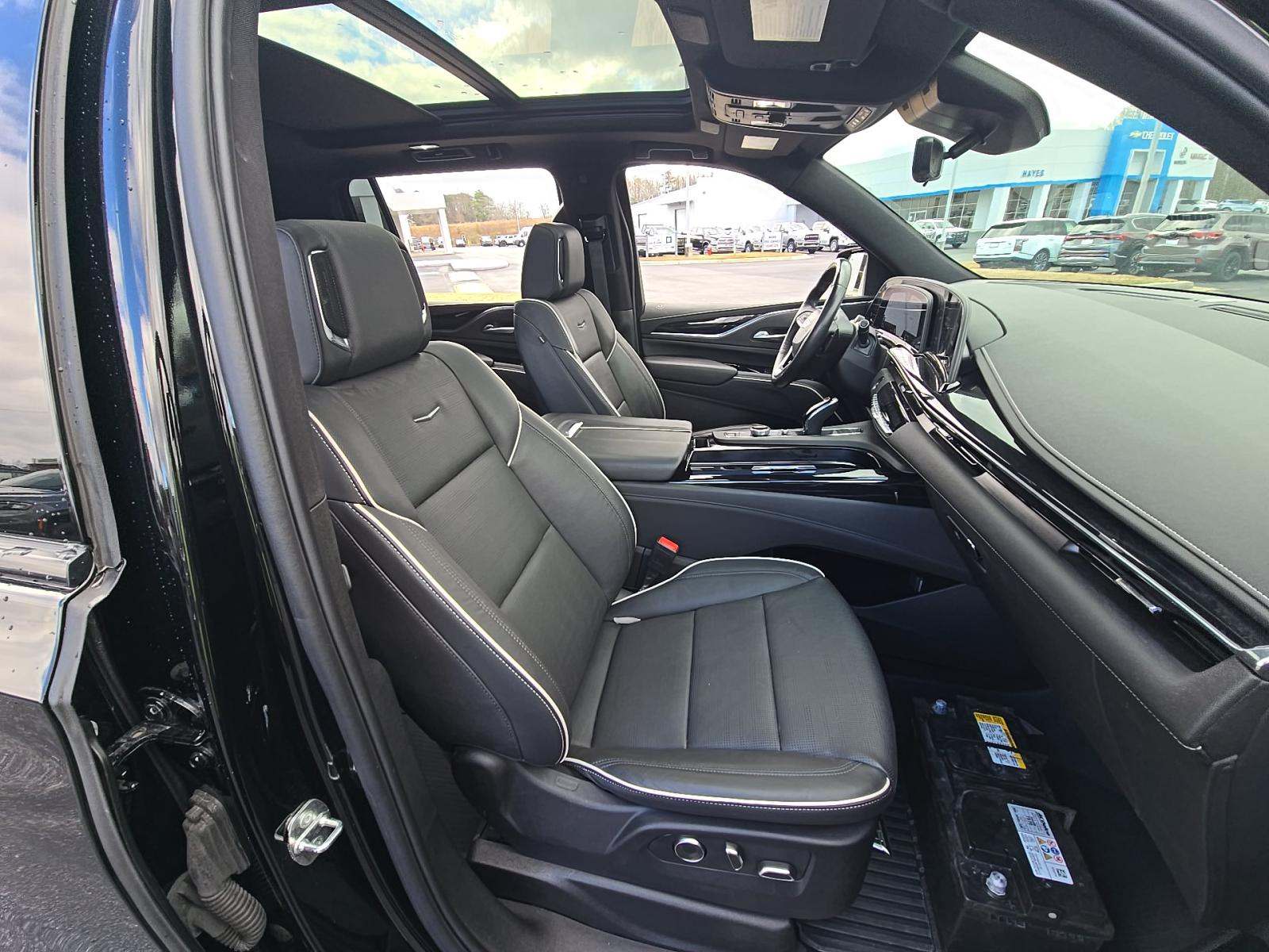 2023 Cadillac Escalade ESV Sport AWD