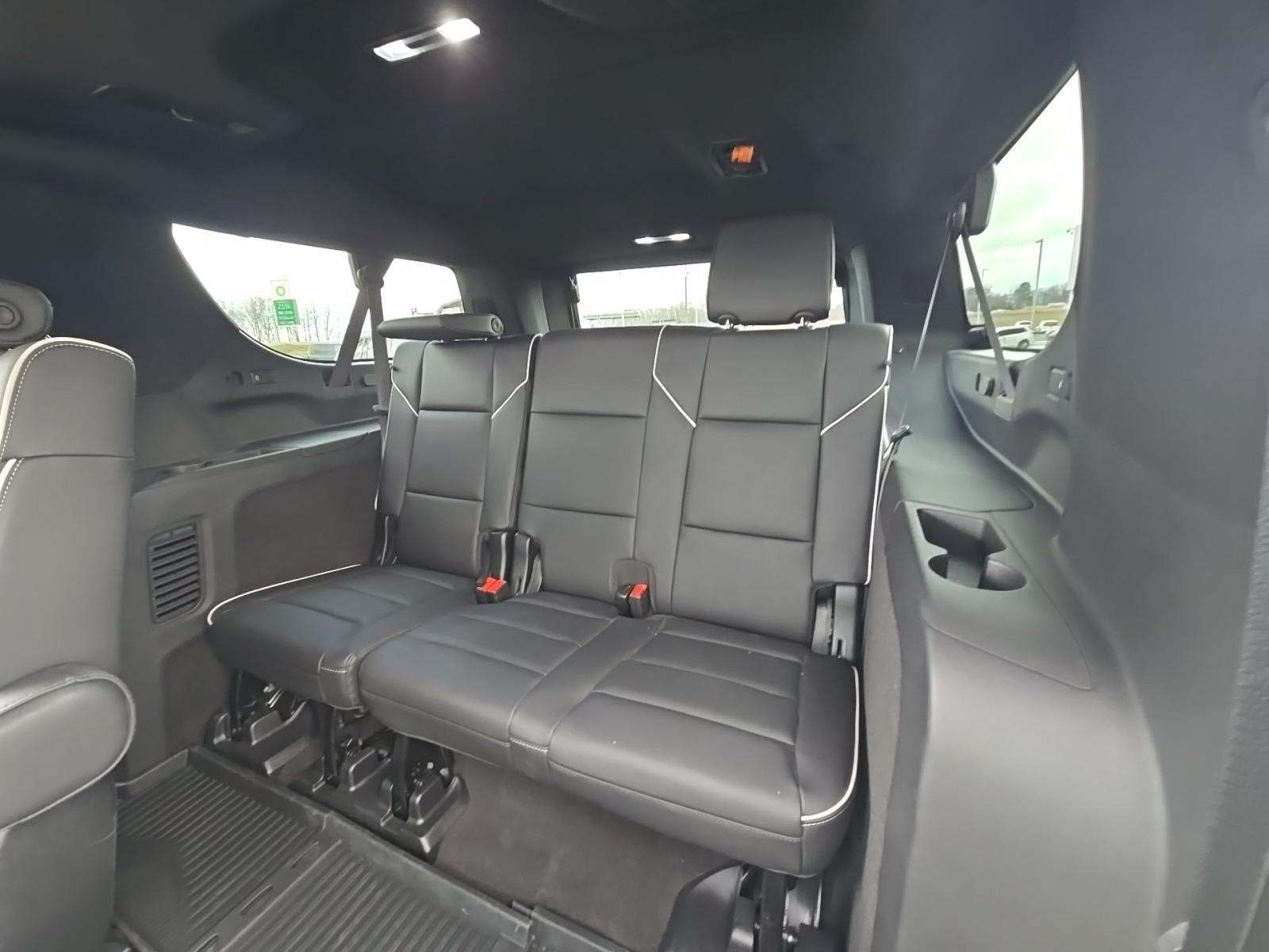 2023 Cadillac Escalade ESV Sport AWD