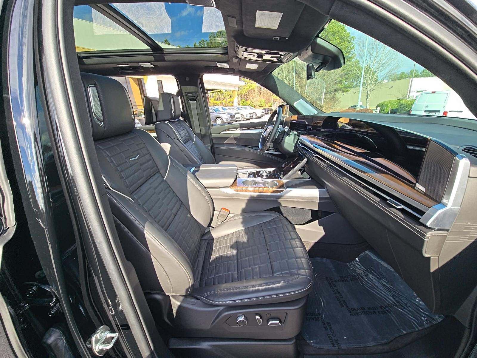 2025 Cadillac Escalade ESV Sport Platinum AWD