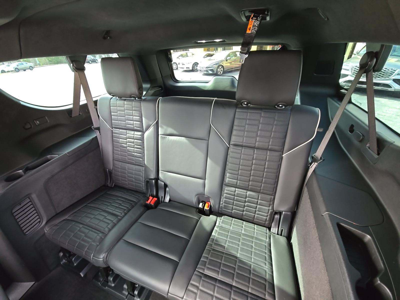 2025 Cadillac Escalade ESV Sport Platinum AWD