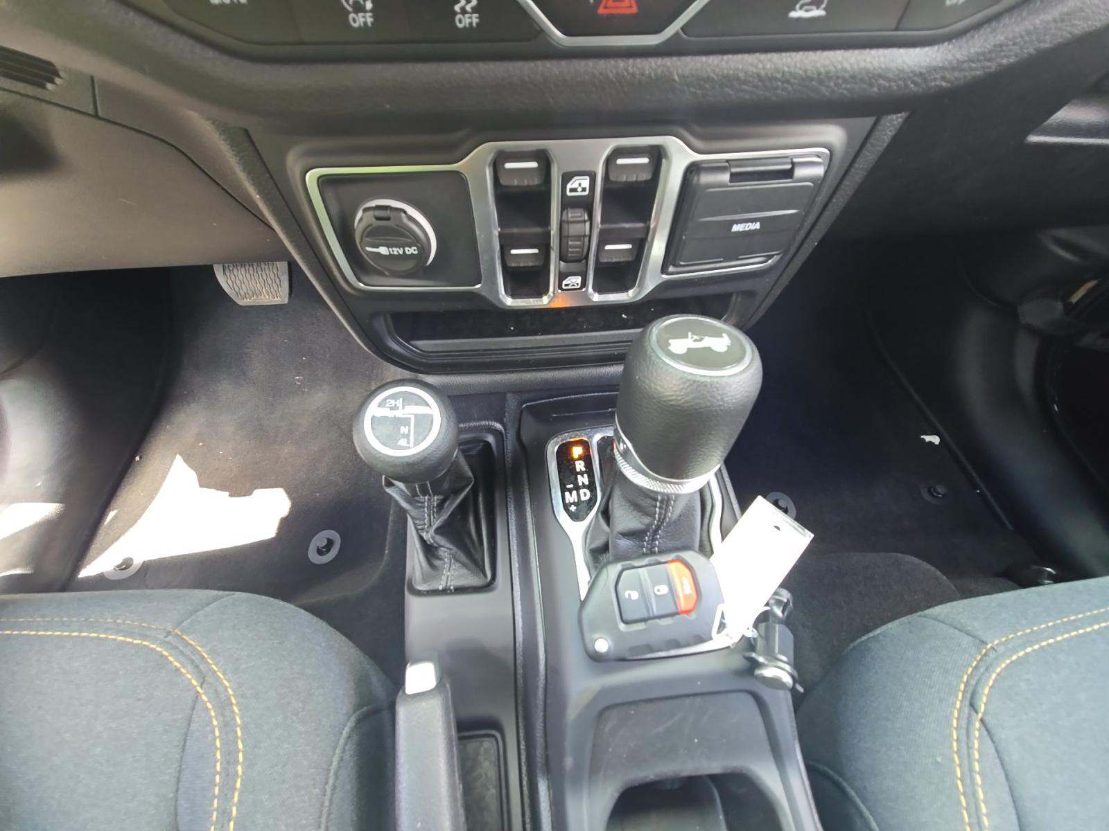 2025 Jeep Wrangler Sport AWD
