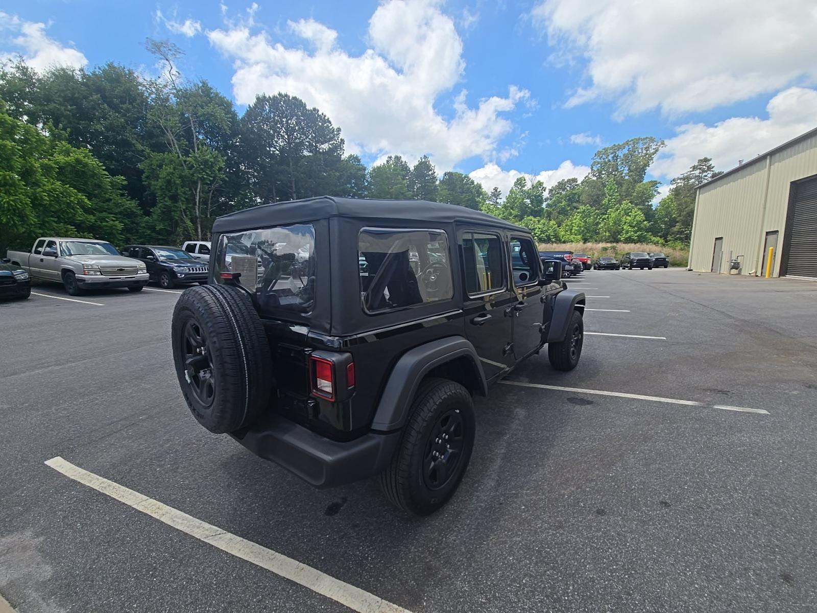 2025 Jeep Wrangler Sport AWD