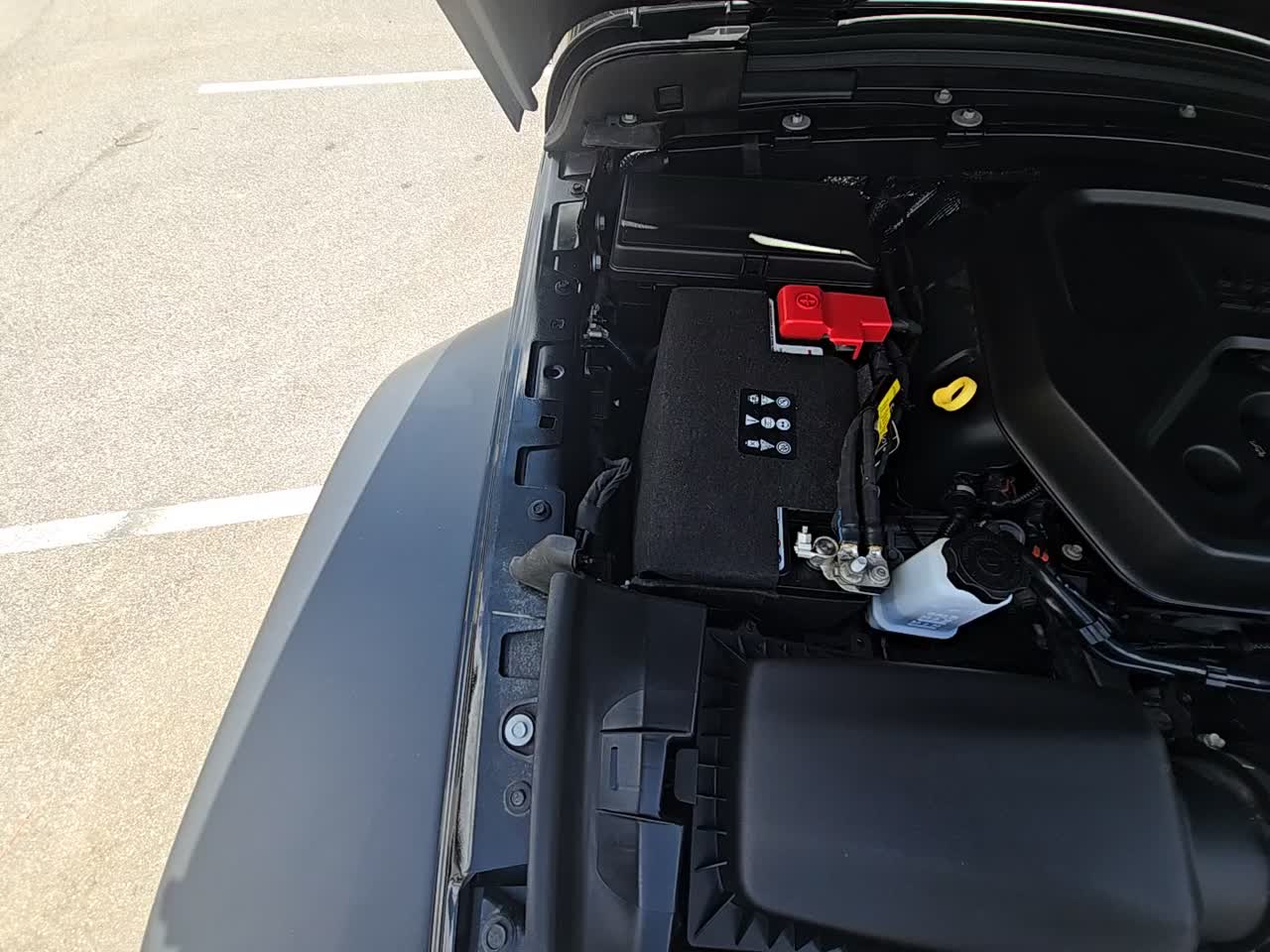 2025 Jeep Wrangler Sport AWD