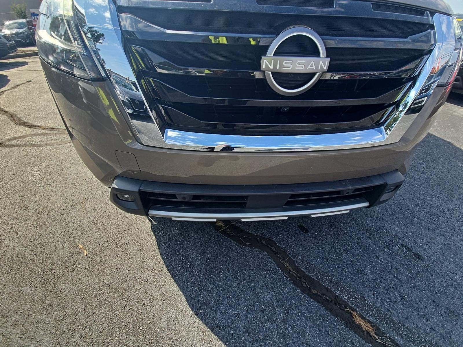 2023 Nissan Pathfinder Platinum AWD