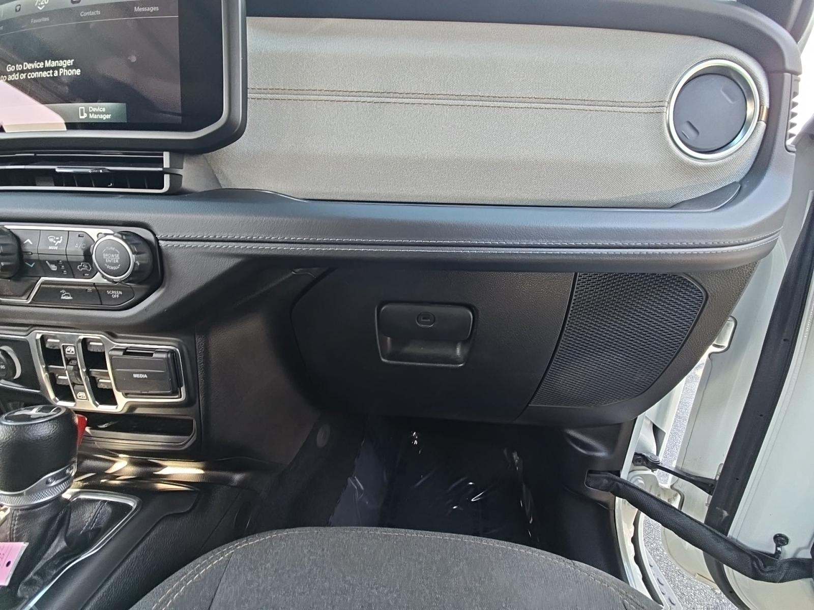 2024 Jeep Wrangler 4xe Sahara AWD