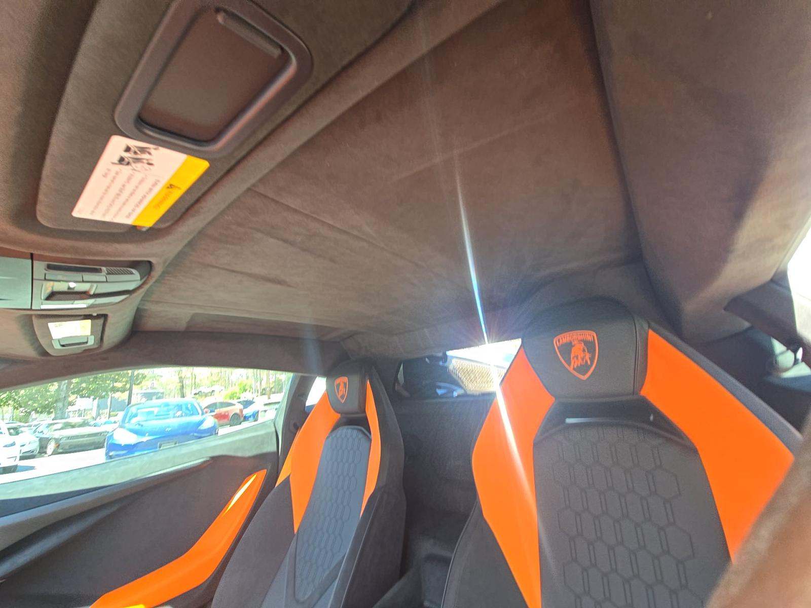 2024 Lamborghini Revuelto Base AWD