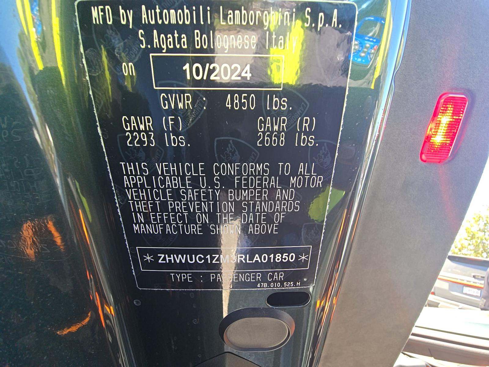 2024 Lamborghini Revuelto Base AWD