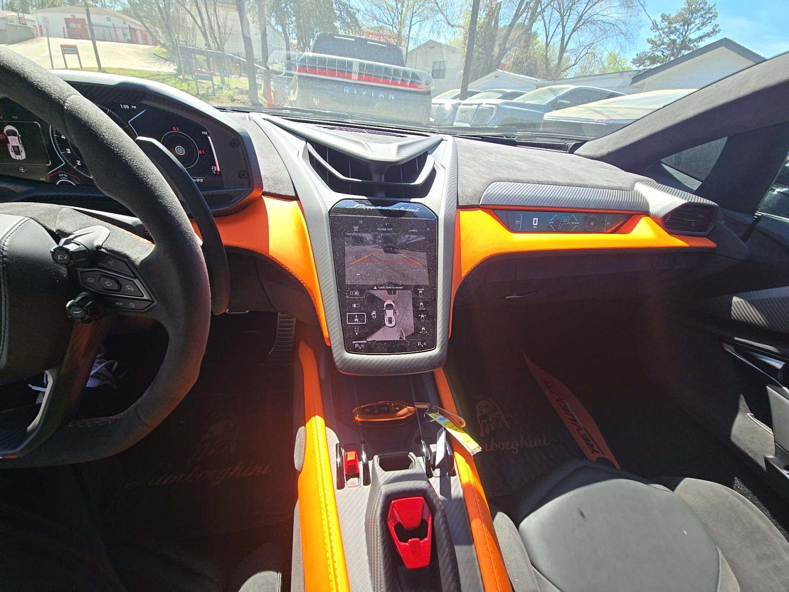 2024 Lamborghini Revuelto Base AWD