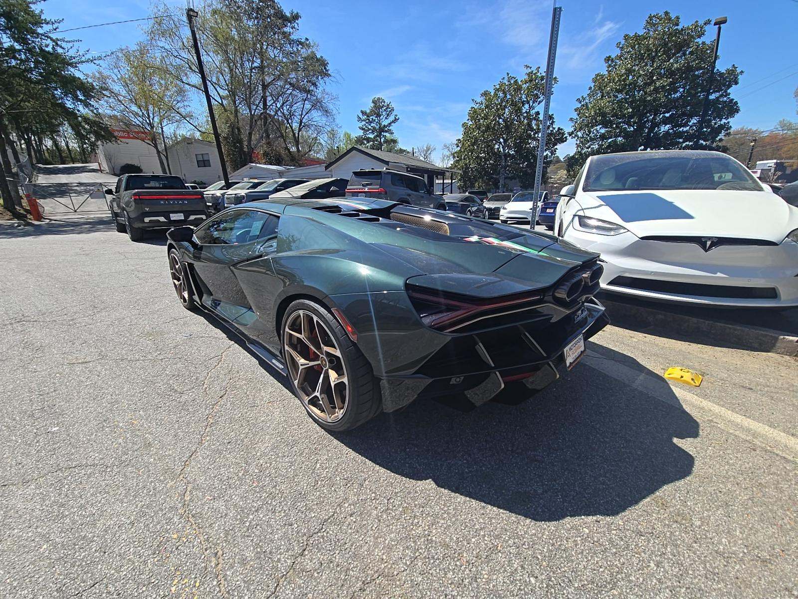 2024 Lamborghini Revuelto Base AWD